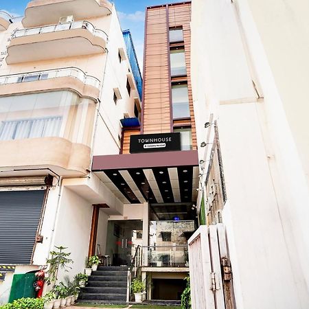 Hotel Townhouse Ram Katora Near Vishwanath Temple Formerly Sv Grand Waranasi Zewnętrze zdjęcie